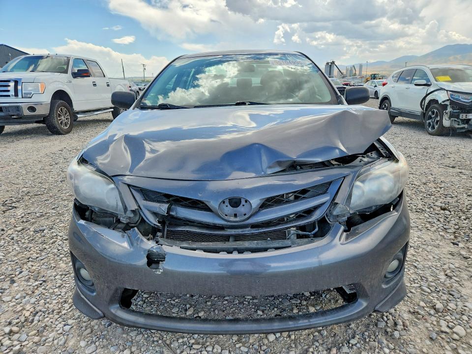 Photo 5 from auction – 2011 TOYOTA COROLLA with VIN 2T1BU4EE3BC625574