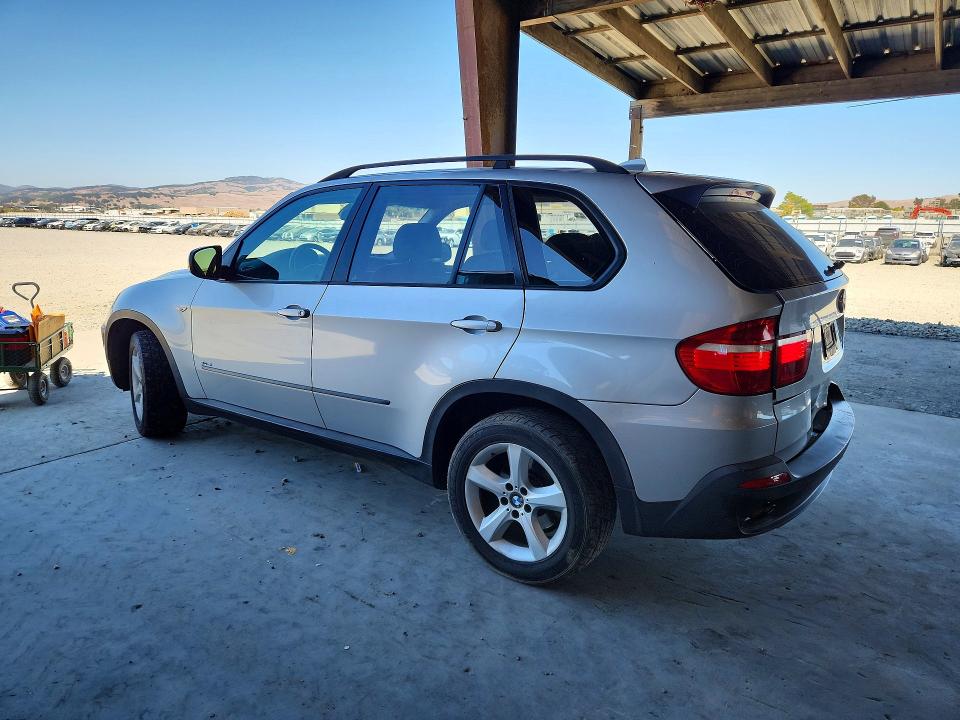 Photo 2 from auction – 2007 BMW X5 with VIN 4USFE43577LY79946