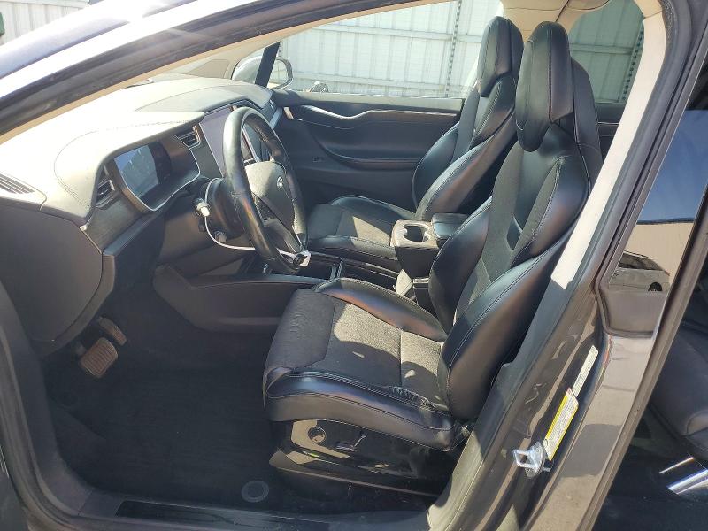 Photo 7 from auction – 2016 TESLA MODEL X with VIN 5YJXCAE26GF016222