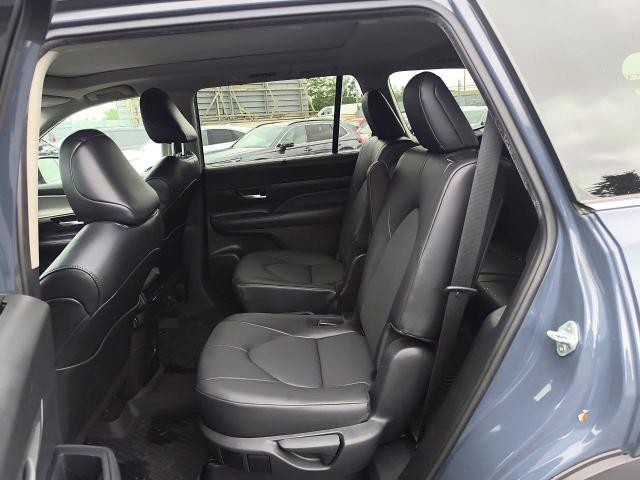 Photo 10 from auction – 2024 TOYOTA GRAND HIGHLANDER with VIN 5TDAAAB59RS039096