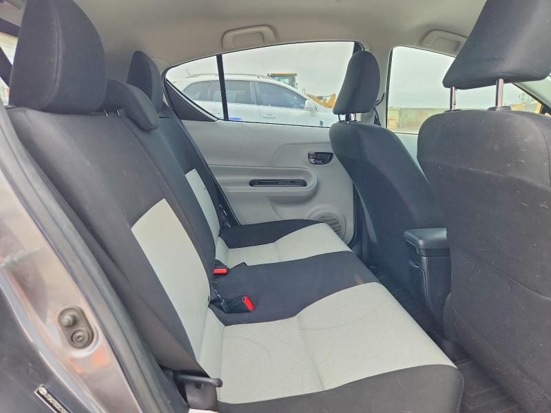 Photo 10 from auction – 2012 TOYOTA PRIUS C with VIN JTDKDTB32C1010128