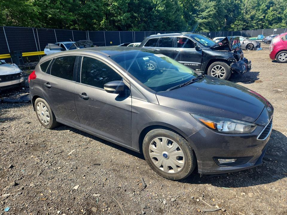 Photo 4 from auction – 2015 FORD FOCUS with VIN 1FADP3K29FL338264