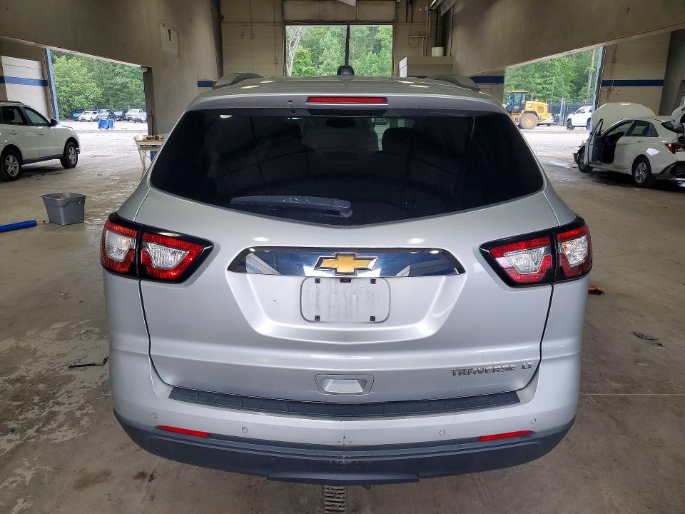 Photo 6 from auction – 2016 CHEVROLET TRAVERSE with VIN 1GNKRHKD6GJ204486