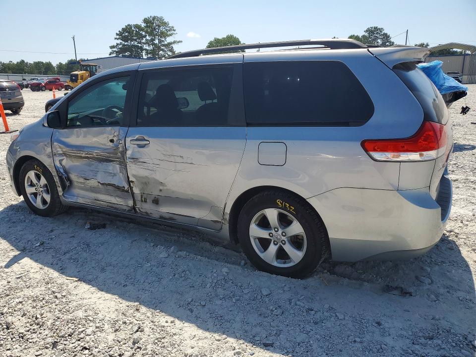 Photo 2 from auction – 2011 TOYOTA SIENNA with VIN 5TDKK3DC6BS169223