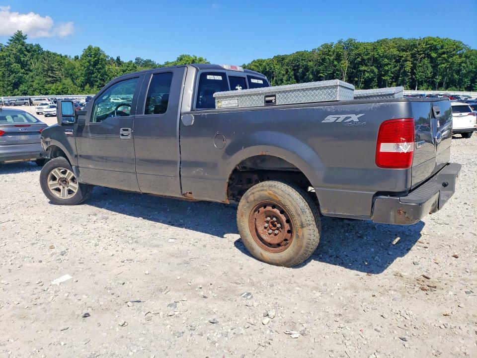 Photo 2 from auction – 2005 FORD F150 with VIN 1FTRX14WX5FA56684
