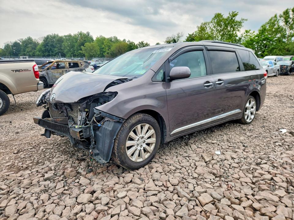 TOYOTA SIENNA 2011 with VIN 5TDDK3DC2BS014158 - Photo from auction