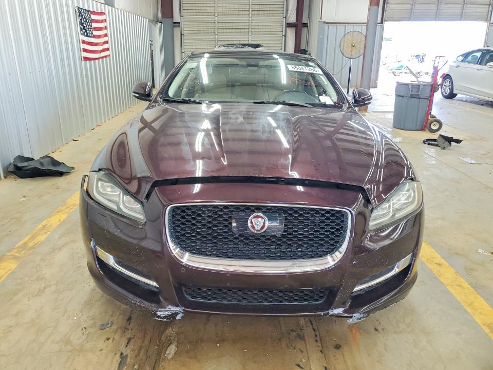 Photo 5 from auction – 2016 JAGUAR XJ with VIN SAJWJ1CD0G8V94579