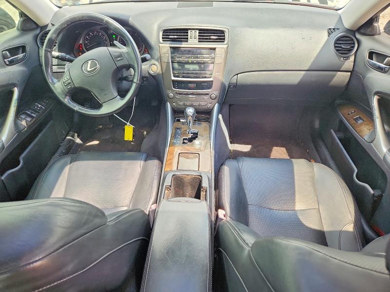 Photo 8 from auction – 2009 LEXUS IS with VIN JTHCK262495031973