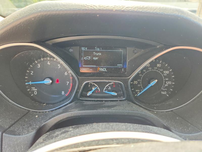 Photo 9 from auction – 2015 FORD FOCUS with VIN 1FADP3F29FL201920