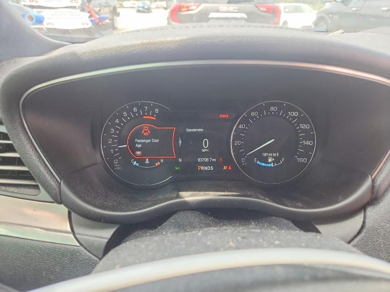 Photo 9 from auction – 2019 LINCOLN MKC with VIN 5LMCJ1D94KUL51846