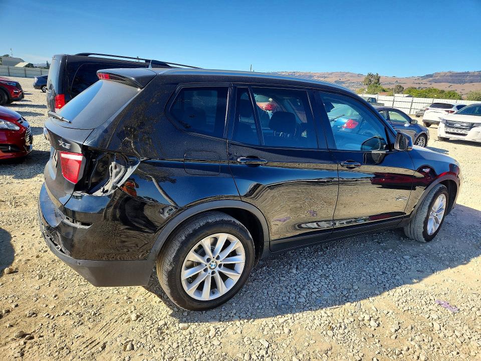 Photo 3 from auction – 2017 BMW X3 with VIN 5UXWZ7C56H0U45658