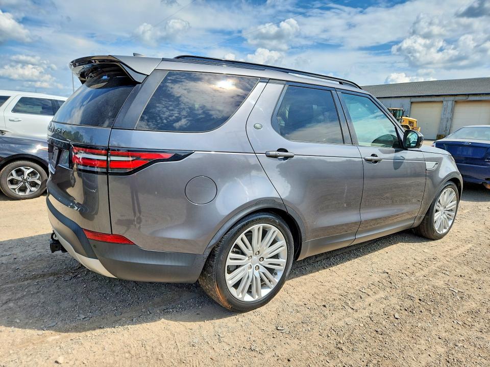 Photo 3 from auction – 2018 LAND ROVER DISCOVERY with VIN SALRR2RVXJA077325