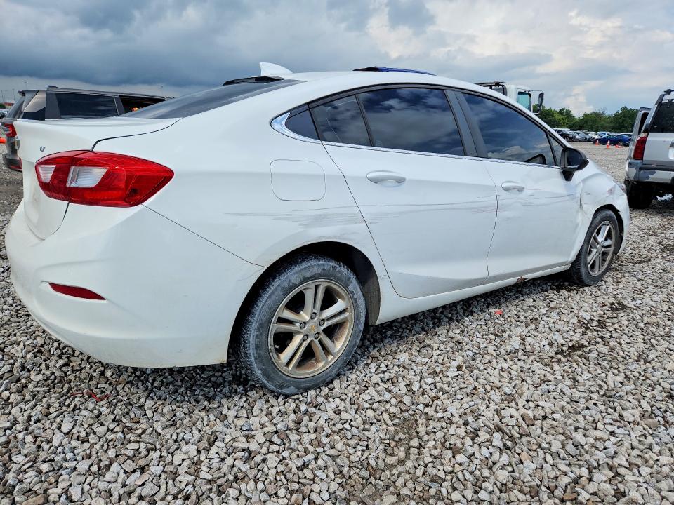 Photo 3 from auction – 2016 CHEVROLET CRUZE with VIN 1G1BE5SM5G7269175