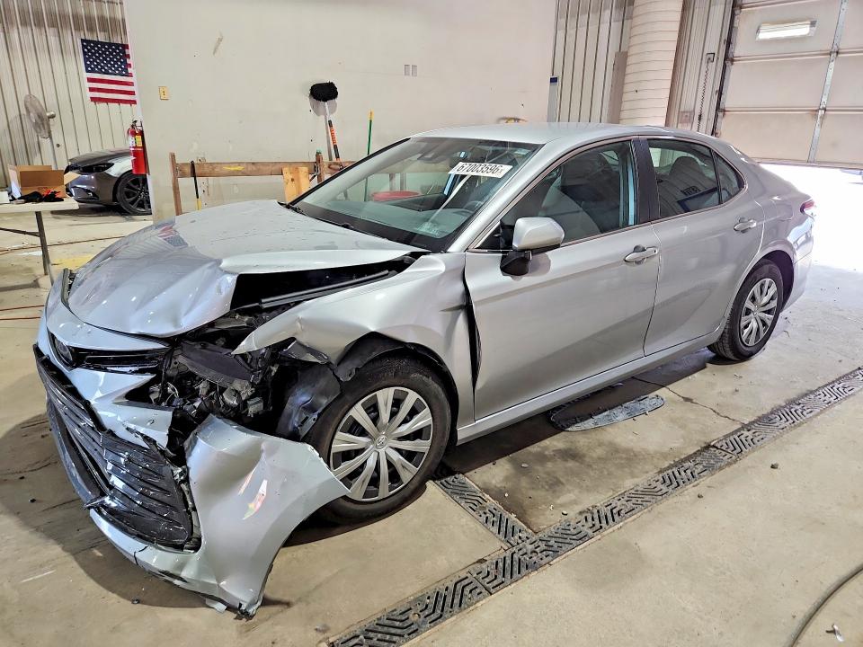 Photo 1 from auction – 2023 TOYOTA CAMRY with VIN 4T1C31AK6PU607318