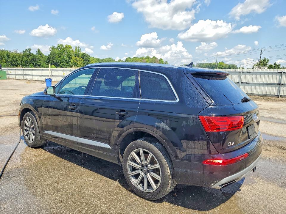 Photo 2 from auction – 2018 AUDI Q7 with VIN WA1VAAF70JD018449