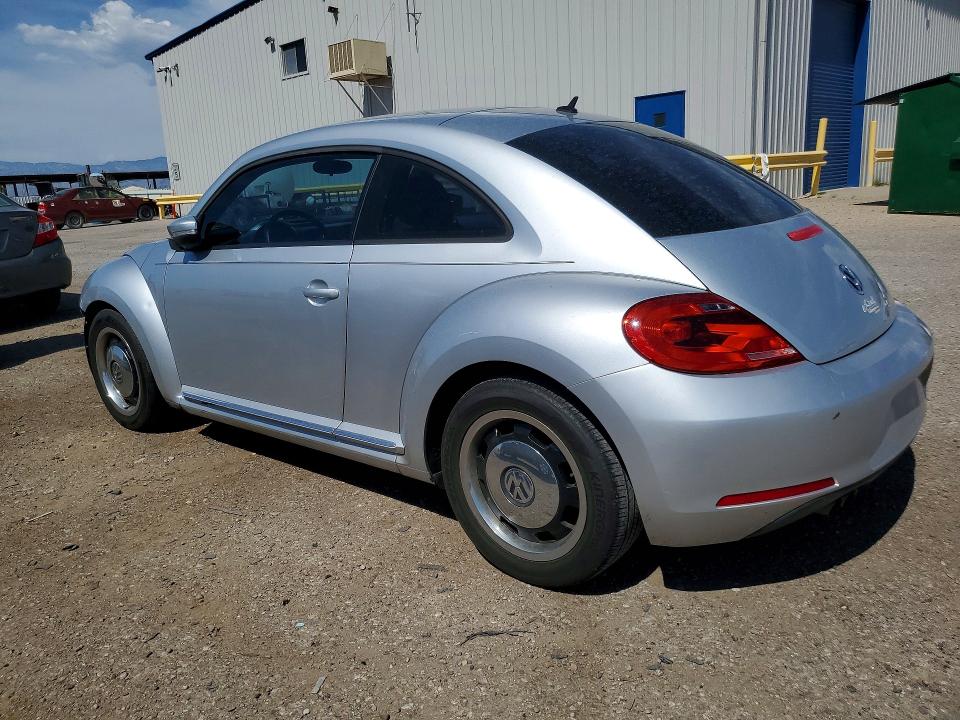 Photo 2 from auction – 2013 VOLKSWAGEN BEETLE with VIN 3VWJP7AT5DM607089