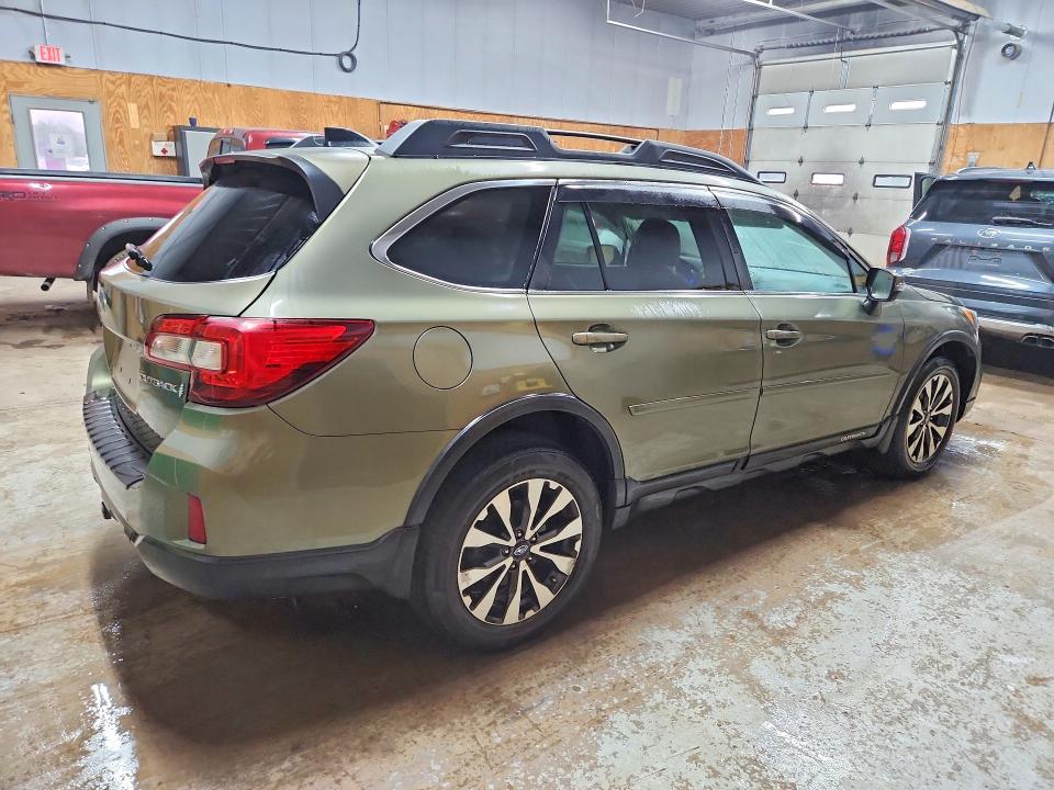 Photo 3 from auction – 2016 SUBARU OUTBACK with VIN 4S4BSBNC2G3201064