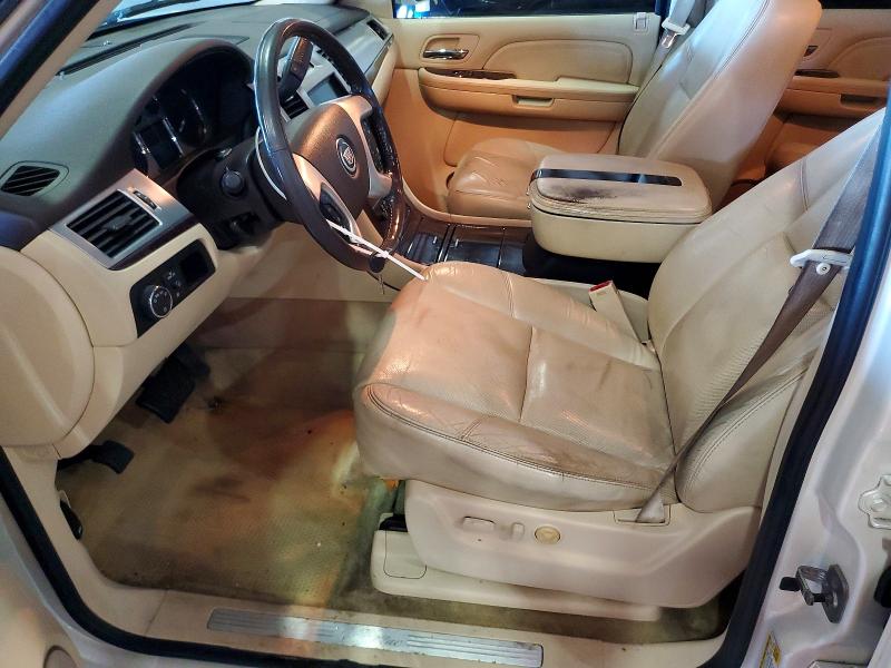 Photo 7 from auction – 2008 CADILLAC ESCALADE with VIN 3GYFK62828G246432