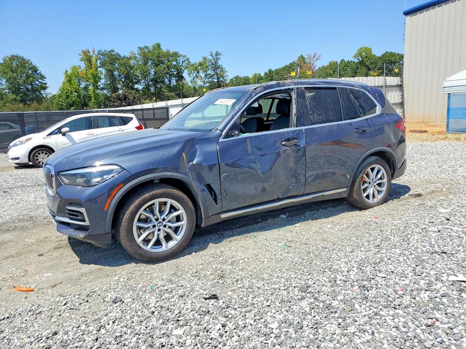 BMW X5 2022 with VIN 5UXCR4C08N9N37769 - Photo from auction
