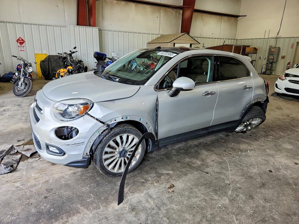 FIAT 500X 2016 with VIN ZFBCFXDT1GP378390 - Photo from auction