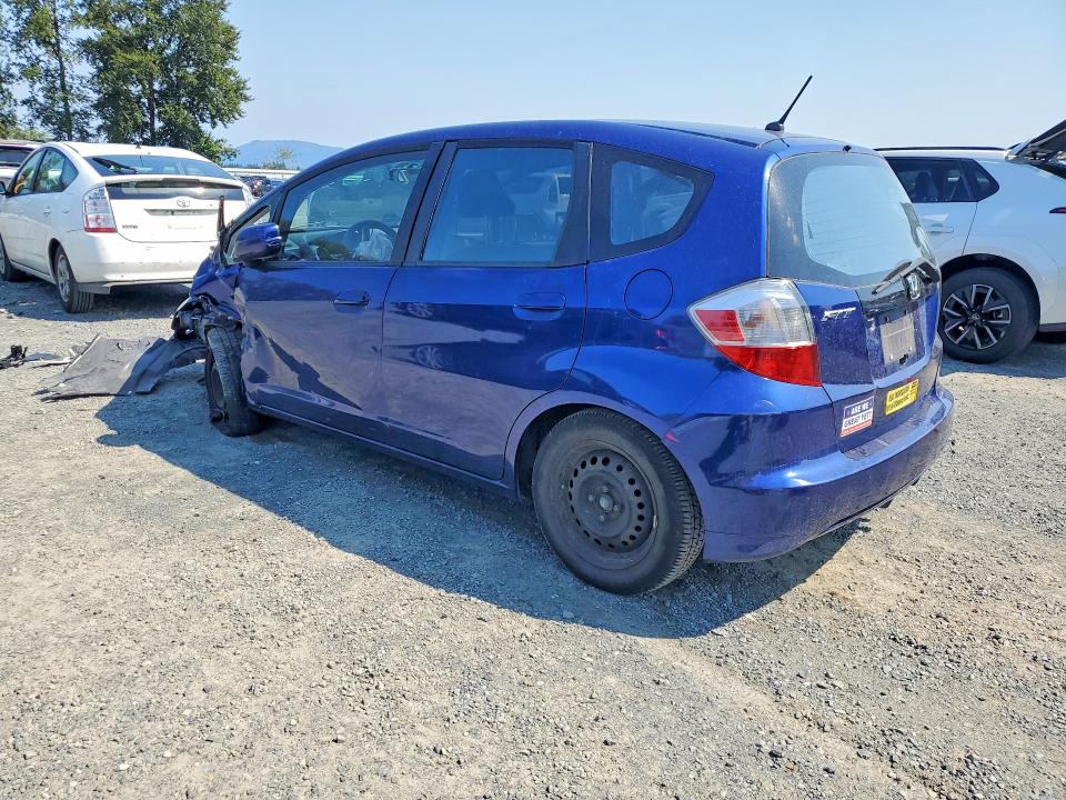 Photo 2 from auction – 2013 HONDA FIT with VIN JHMGE8H32DC075248