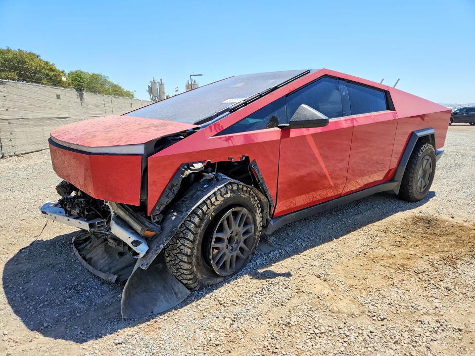 2025 TESLA CYBERTRUCK - Търг №65518506