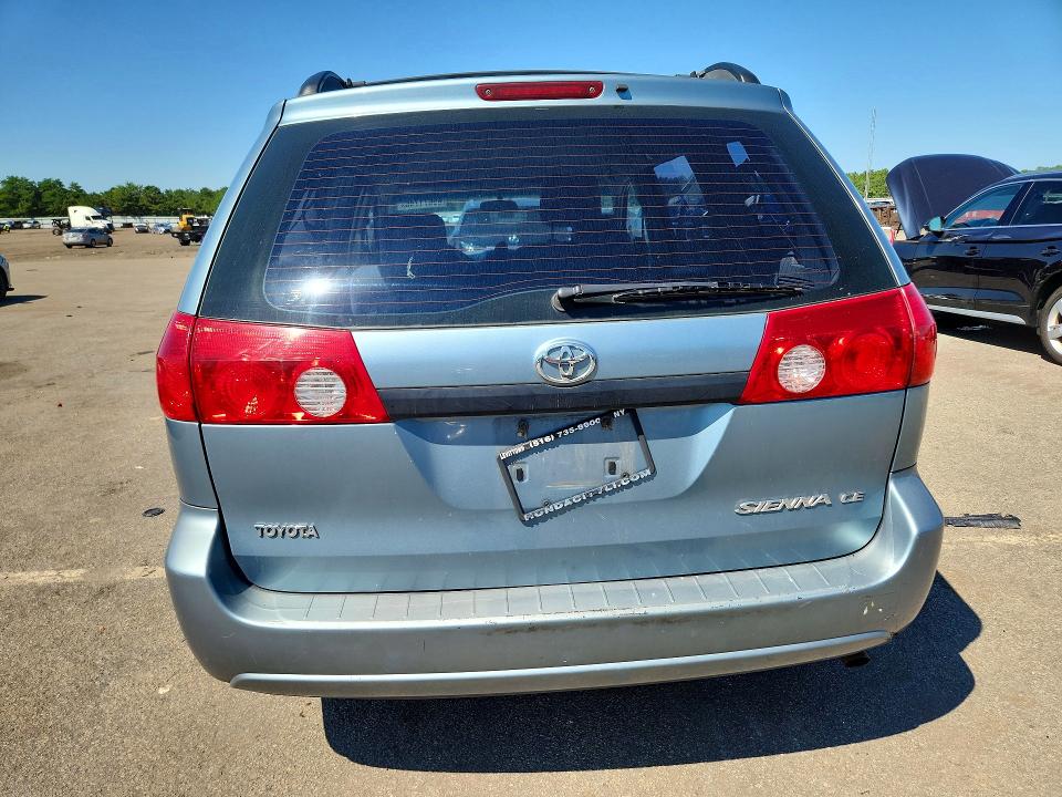 Снимка 6 от търг – 2007 TOYOTA SIENNA с VIN 5TDZK23C97S065942