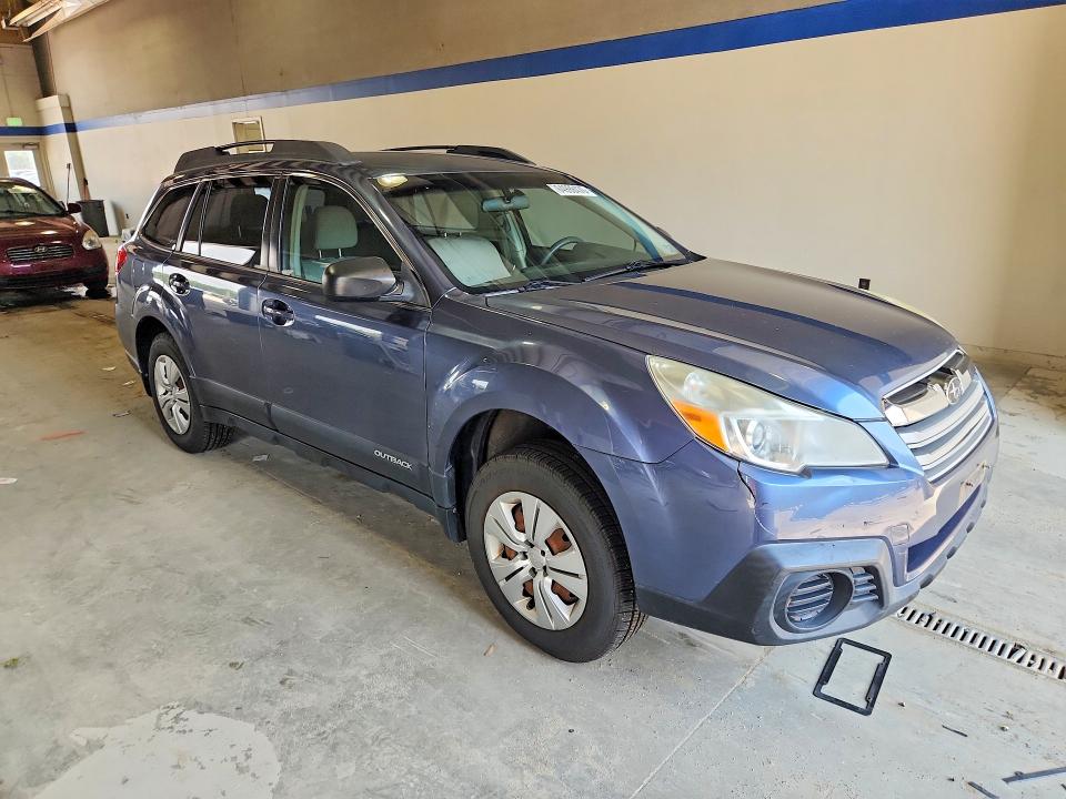 Photo 4 from auction – 2013 SUBARU OUTBACK with VIN 4S4BRCAC0D3261251