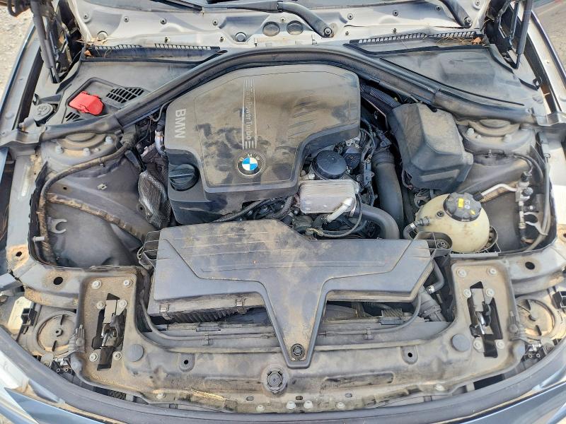 Photo 11 from auction – 2016 BMW 320 with VIN WBA8E1G52GNT35525