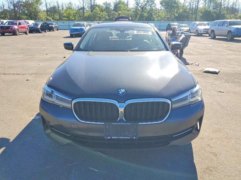 Photo 5 from auction – 2022 BMW 530XE with VIN WBA33AG08NCJ73056