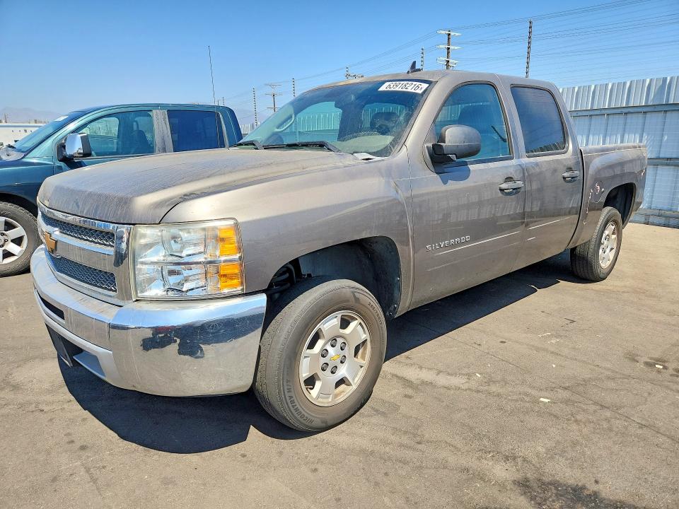 CHEVROLET SILVERADO 2013 with VIN 3GCPCSE03DG226531 - Photo from auction