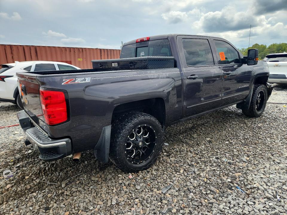 Photo 3 from auction – 2015 CHEVROLET SILVERADO with VIN 3GCUKREC4FG357138