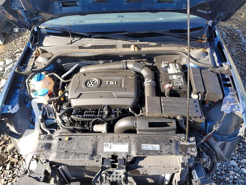 Photo 11 from auction – 2017 VOLKSWAGEN JETTA with VIN 3VWL17AJ3HM395923