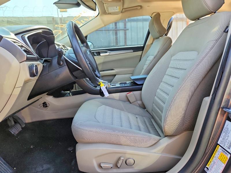 Photo 7 from auction – 2019 FORD FUSION with VIN 3FA6P0LU7KR177707