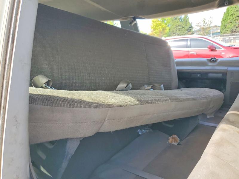 Photo 11 from auction – 2014 FORD ECONOLINE with VIN 1FBSS3BL1EDA40216