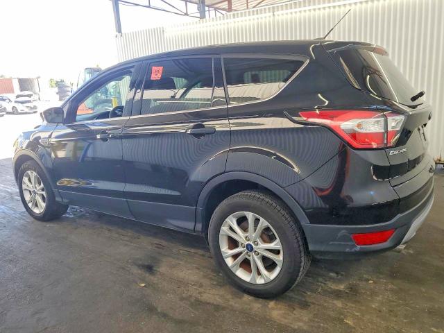 Фото 2 с аукциона – 2017 FORD ESCAPE с VIN 1FMCU0GD7HUF02630