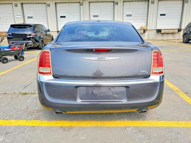 Photo 6 from auction – 2014 CHRYSLER 300 with VIN 2C3CCAEG1EH322900