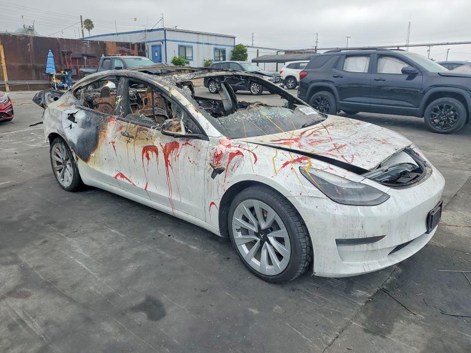صورة رقم 4 من المزاد - 2023 TESLA MODEL 3 مع VIN 5YJ3E1EA0PF459787