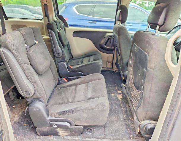 Photo 11 from auction – 2016 DODGE GRAND CARAVAN with VIN 2C4RDGCG7GR131309
