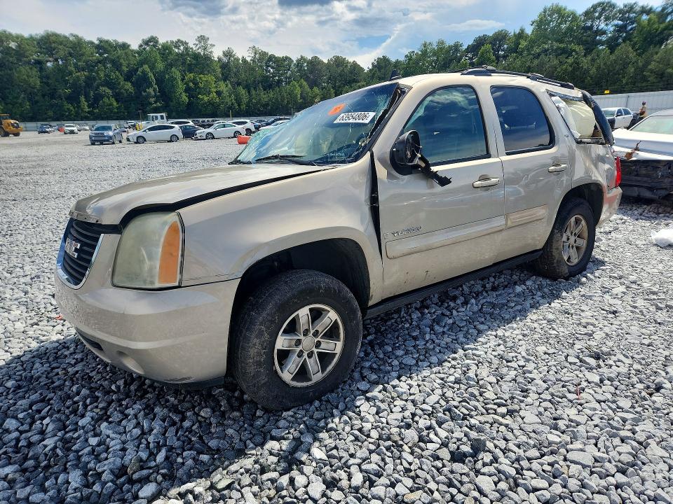 GMC YUKON 2008 with VIN 1GKFC13068J190710 - Photo from auction