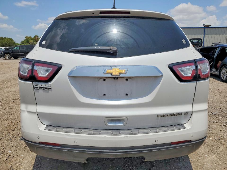Photo 6 from auction – 2016 CHEVROLET TRAVERSE with VIN 1GNKRGKD6GJ300287
