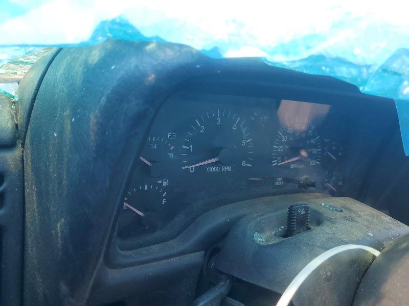 Photo 9 from auction – 2001 JEEP CHEROKEE with VIN 1J4FF48S81L589055