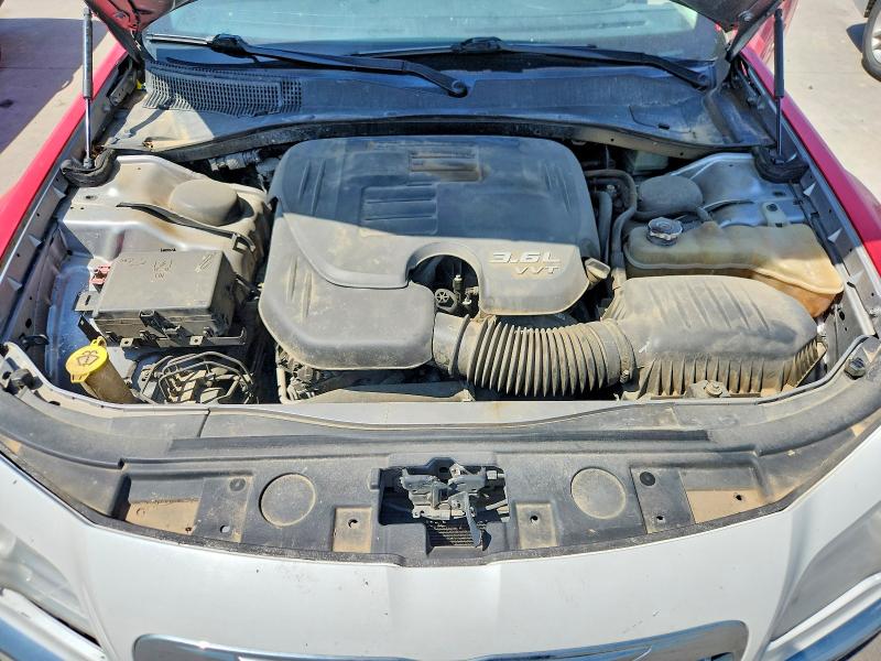 Фото 11 с аукциона – 2017 CHRYSLER 300 с VIN 2C3CCAAG5HH662139