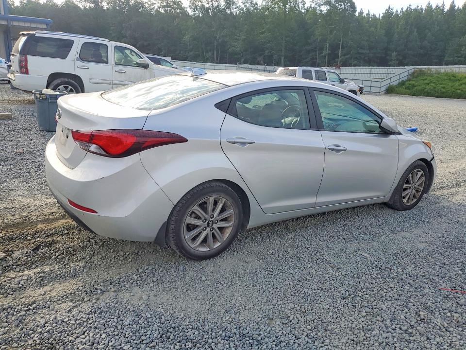 Photo 3 from auction – 2016 HYUNDAI ELANTRA with VIN 5NPDH4AEXGH656179