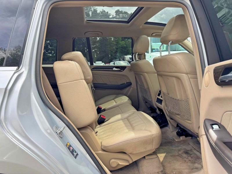 Photo 8 from auction – 2015 MERCEDES-BENZ GL with VIN 4JGDF6EE5FA497469