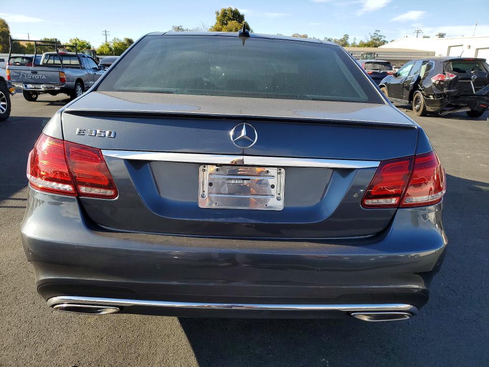 Photo 6 from auction – 2015 MERCEDES-BENZ E with VIN WDDHF5KB9FB135512