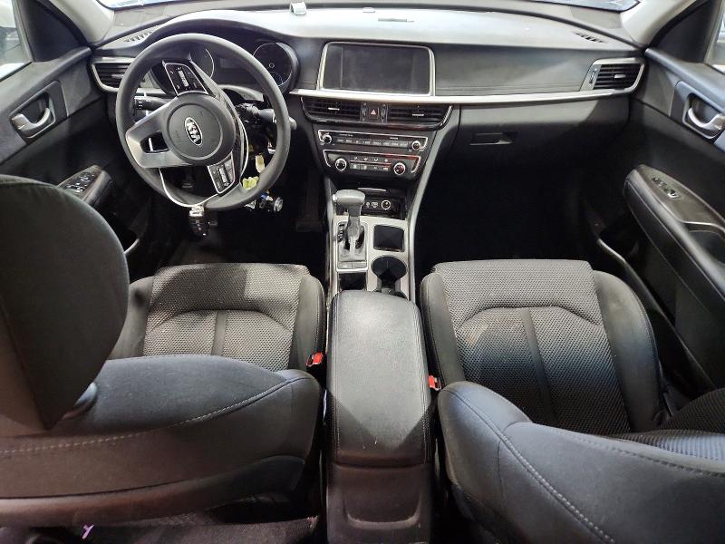 Photo 8 from auction – 2019 KIA OPTIMA with VIN 5XXGT4L39KG370724
