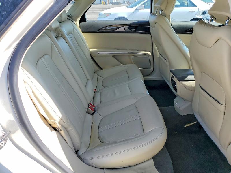 Photo 10 from auction – 2013 LINCOLN MKZ with VIN 3LN6L2LU0DR812038