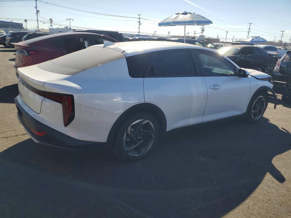 Photo 3 from auction – 2025 KIA K4 with VIN 3KPFU4DE7SE123428