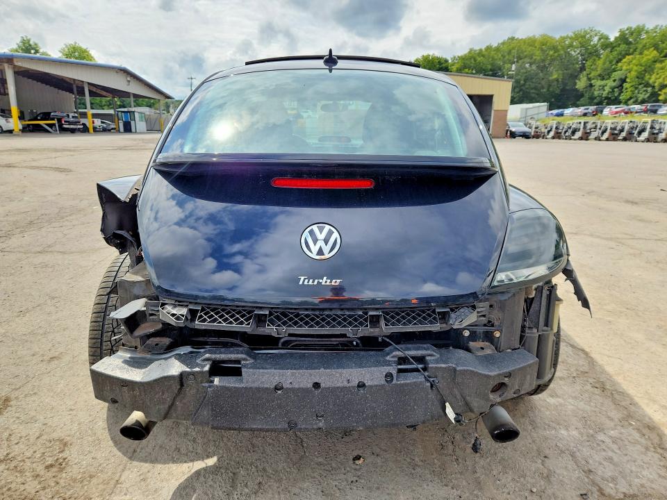 Photo 6 from auction – 2013 VOLKSWAGEN BEETLE with VIN 3VWVA7AT2DM638626